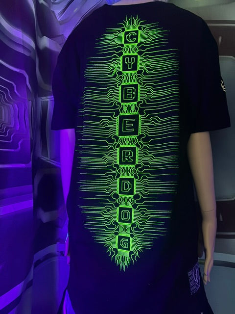 CYBERDOG : MENS Microchip Smiley TEE