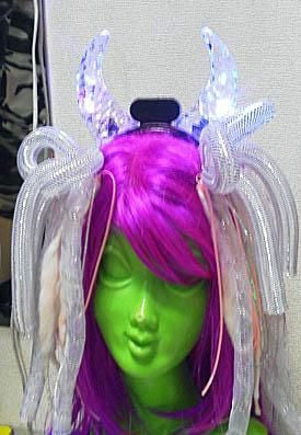 クリスタルホーン