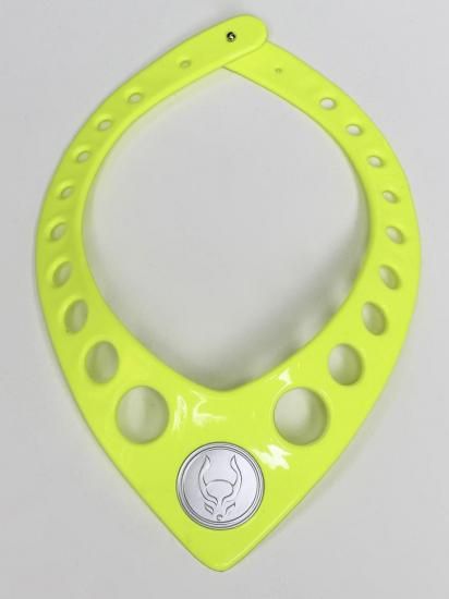 CYBERDOG : Shield Necklace