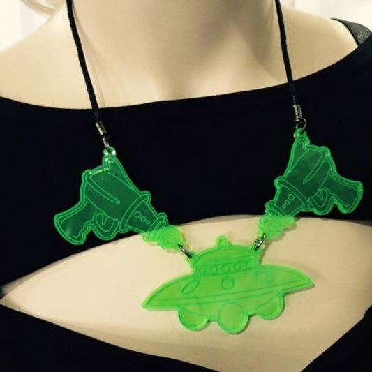 illumi : UFOxRaygun Necklace