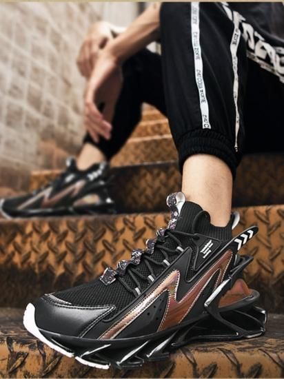 NO : Blade Sneakers