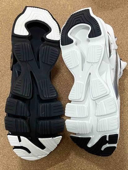 NO : Blade Sneakers