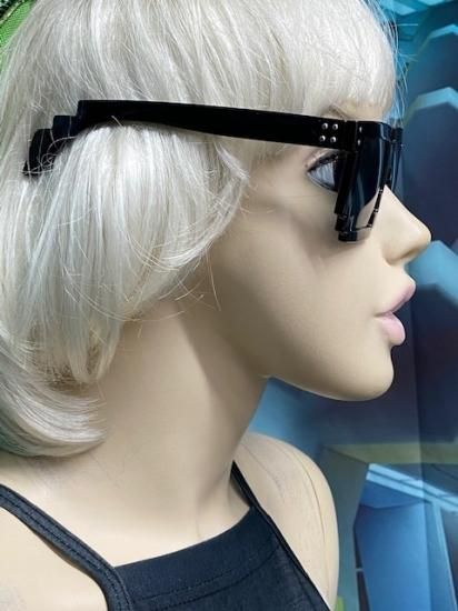 PIXEL GLASS