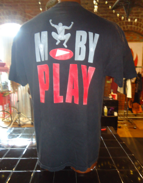 MOBY：PLAY T-シャツ